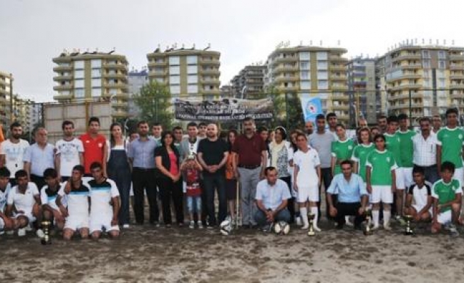 Denizsiz Kentin Plaj Futbolu Sona Erdi