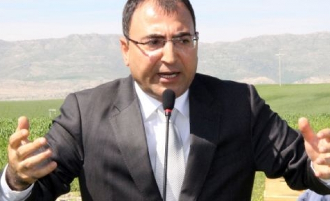 Diyarbakır Valisi Mustafa Toprak Silvan'da 