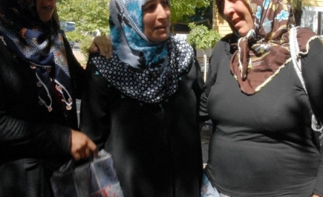 Diyarbakır’da Eylem Yapan Aile Oğullarına Kavuştu 
