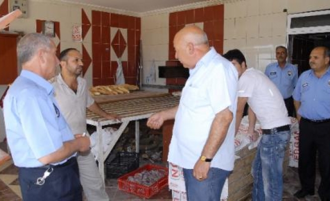 Ergani'de Bina Altındaki Ekmek Fırınları Denetlendi 