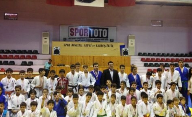 Judo İl Şampiyonası Diyarbakır'da Yapıldı