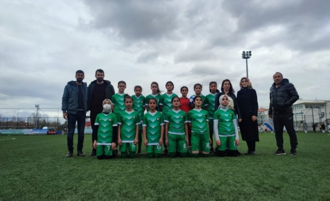 Bismil Ahmedi Hani Anadolu Lisesi'nin Futbol Başarısı