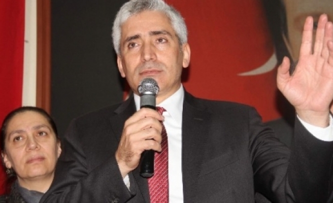 Ak Parti’nin Diyarbakır Adayı Ensarioğlu’na Coşkulu Karşılama 