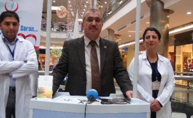 Diyarbakır Sağlık Müdürlüğü Ninova Park'ta Organ Bağışı Standı Açtı 