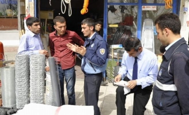 Diyarbakır’da Bayram Hazırlığı Çalışmaları Devam Ediyor 
