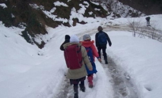 Diyarbakır'da Eğitime Kar Engelli