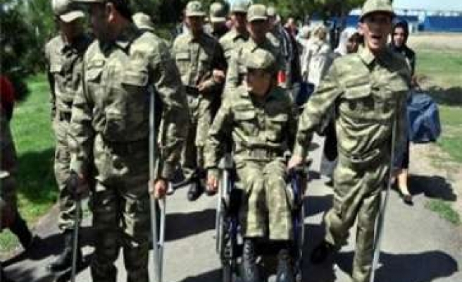 Diyarbakır’da Engelliler İçin Temsili Askerlik Töreni Yapıldı 