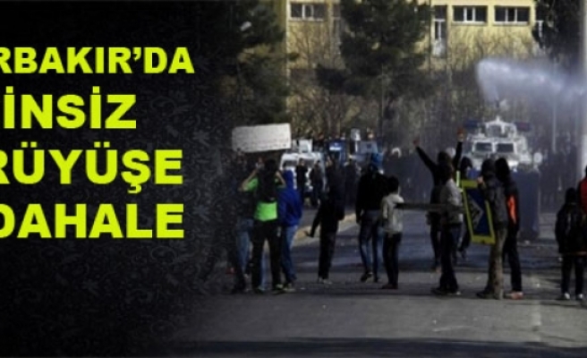Diyarbakır'da İzinsiz Yürüyüşe Polis Müdahalesi