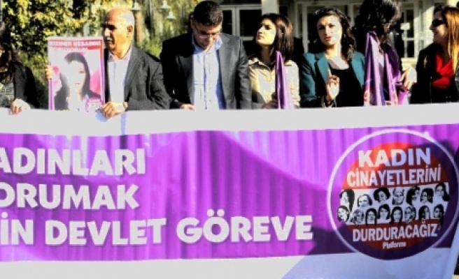 Diyarbakır’da Kadın Cinayetleri Protesto Edildi 
