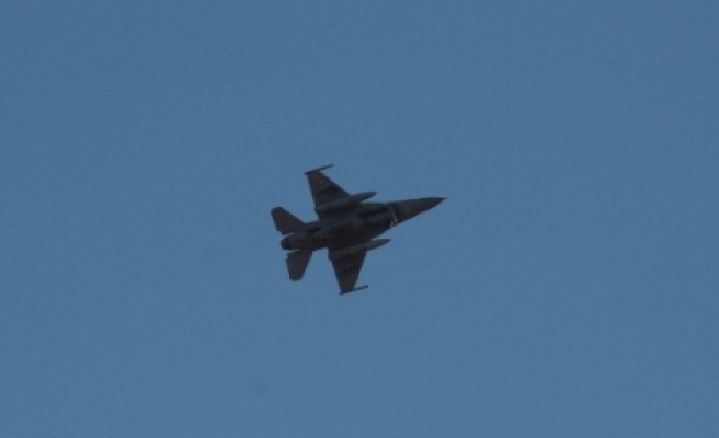 Diyarbakır'da Savaş Uçakları 'vur' Emriyle Peş Peşe Havalandı 