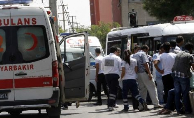 Diyarbakır'da Trafik Kazası: 6 Yaralı 