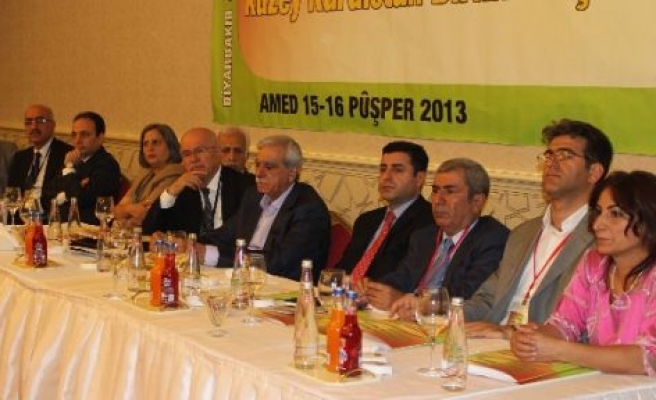 'Kuzey Kürdistan Birlik Ve Çözüm Konferansı' Başladı 