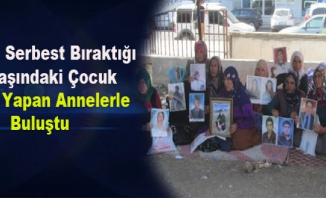 PKK'nın Serbest Bıraktığı 15 Yaşındaki Çocuk Eylem Yapan Annelerle Buluştu