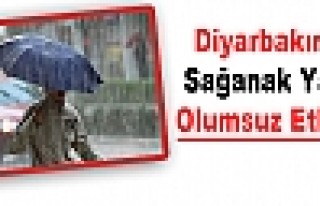 Diyarbakır'da Sağanak Yağış Olumsuz Etkiledi