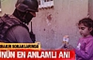 Diyarbakır'da Terör Operasyonuna Vatandaşlar Destek...