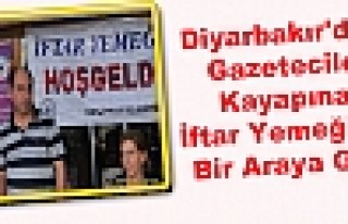 Diyarbakır'daki Gazeteciler Kayapınar İftar Yemeğinde...