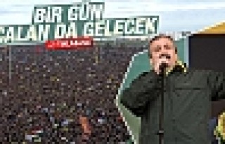 Sırrı Süreyya Önder: Bir gün Öcalan'ın kendisi...
