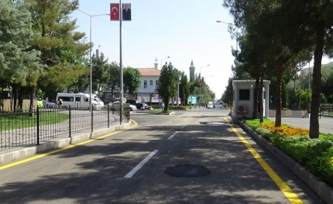 Diyarbakır’da 4 yılı aşkındır kapalı olan cadde trafiğe açıldı